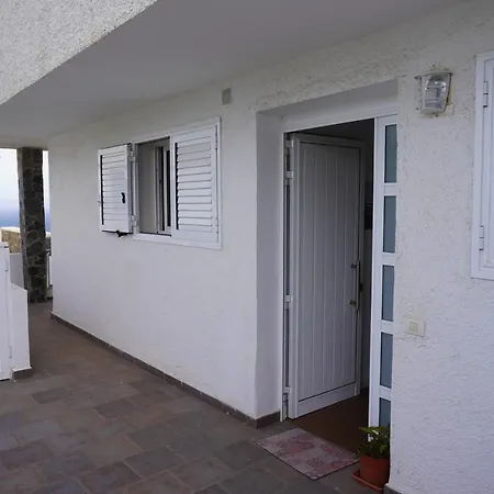 Modern House In Bajamar (La Laguna)